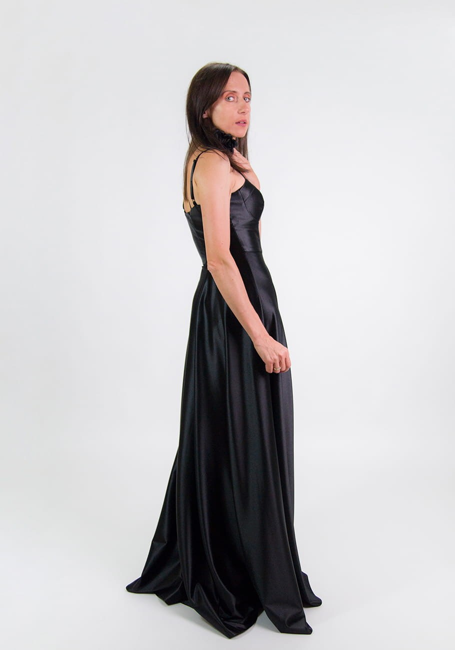 sukienka gorsetowa Grace maxi czarna_4.jpg