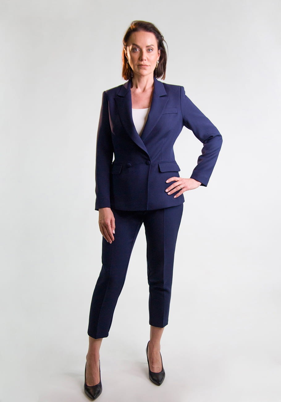 stormfashion_damski_granatowy_garnitur_kamala_z_guziakmi_pokrytymi_tkaniną_2.jpg
