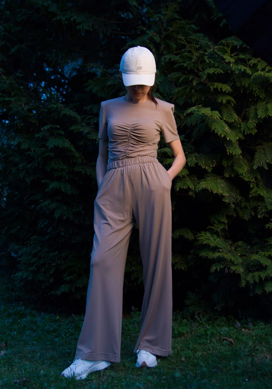 comfytour_dzianinowy_komplet_na_wakacje_beżowy_stormfashion.jpg